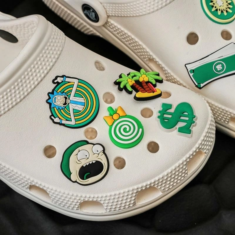 crocs