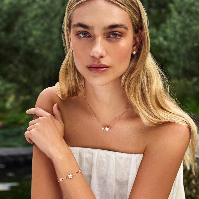 Lola Rose