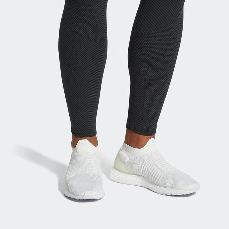 adidas Ultraboost Laceless Mid Undye Pack