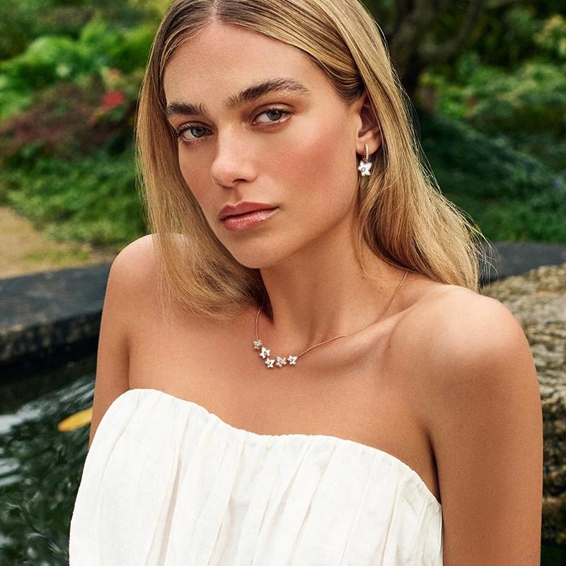 Lola Rose