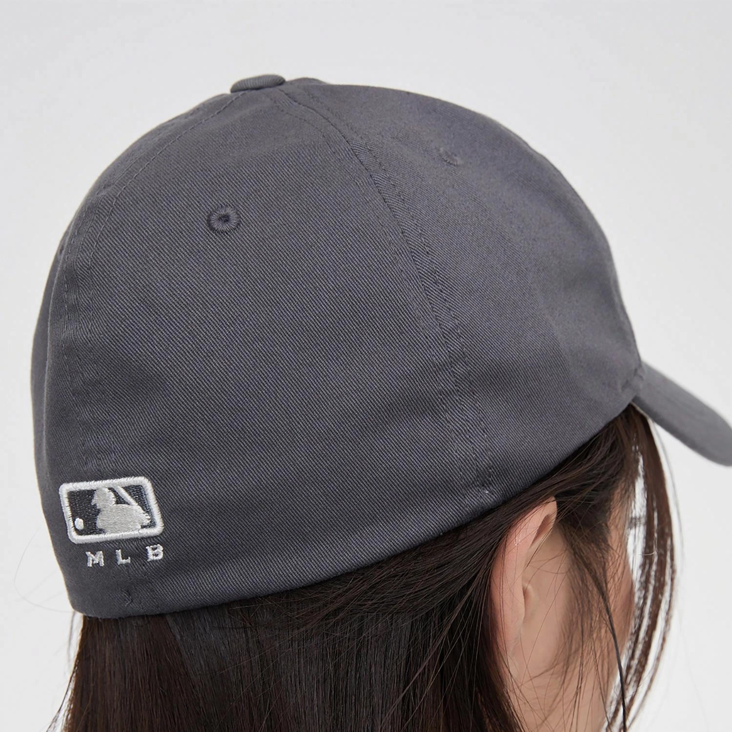 MLB
