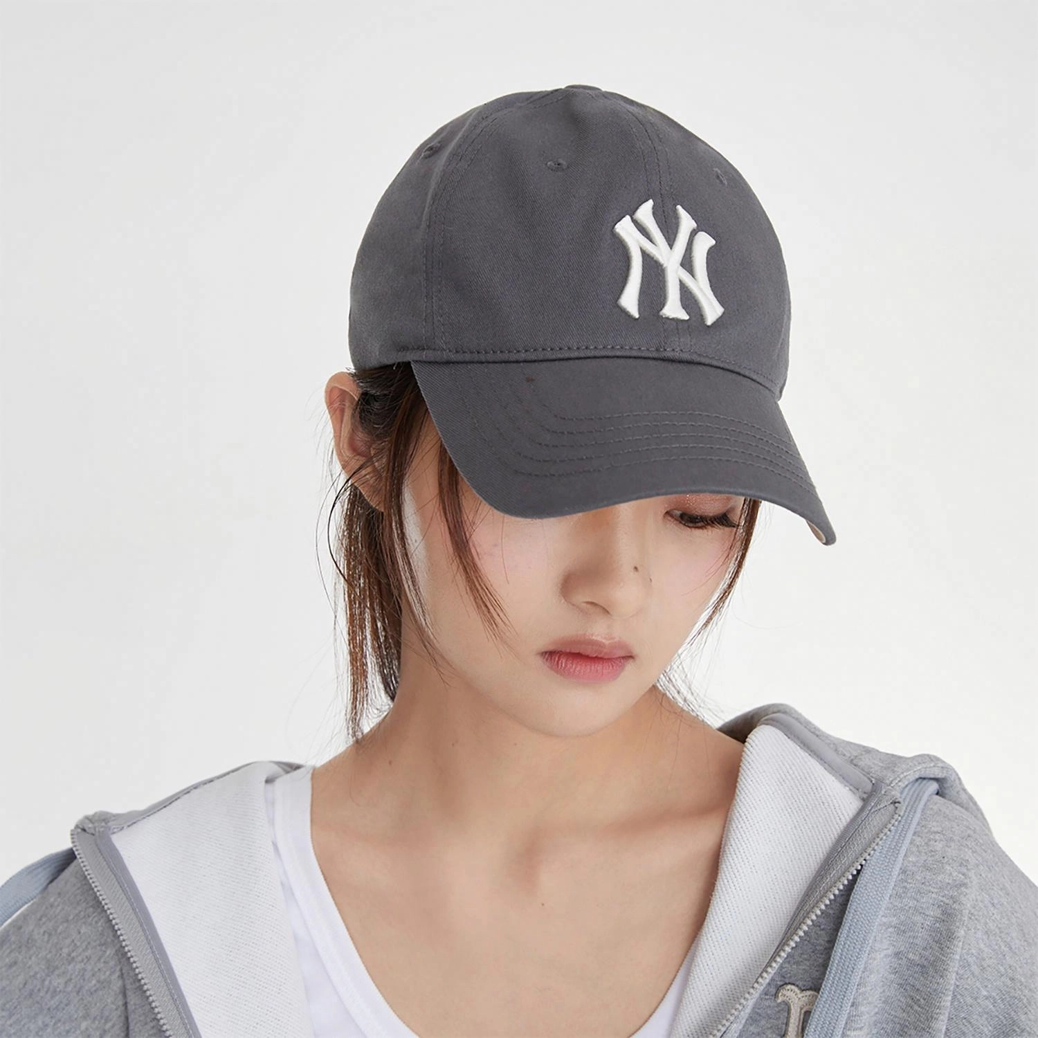 MLB