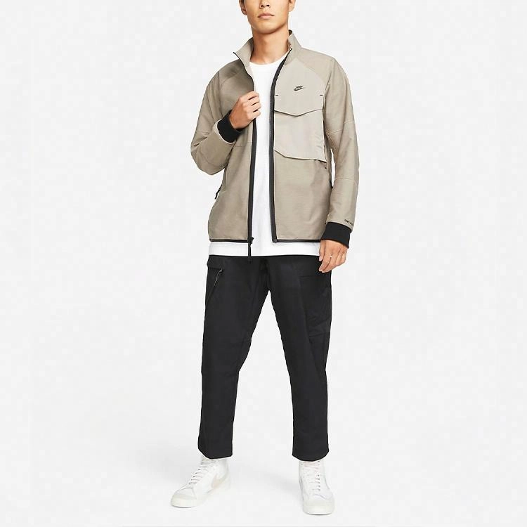 Nike Sportswear Dri-FIT Tech Pack