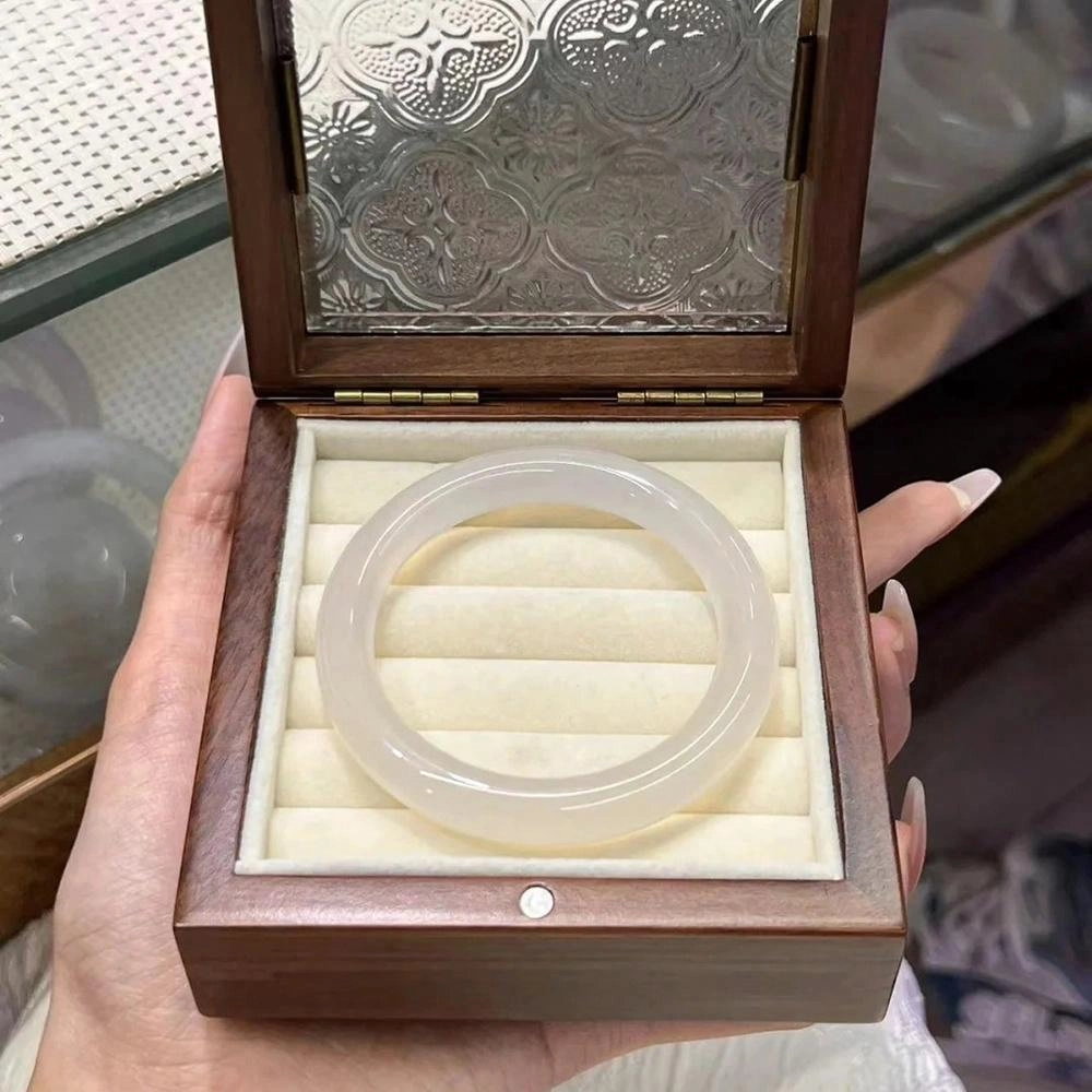 一世倾 新中式国潮小众创意设计轻奢精致高级感白月光一步一响细圆条美人镯显白水润古风气质好运 玛瑙 手镯 男女同款情侣款