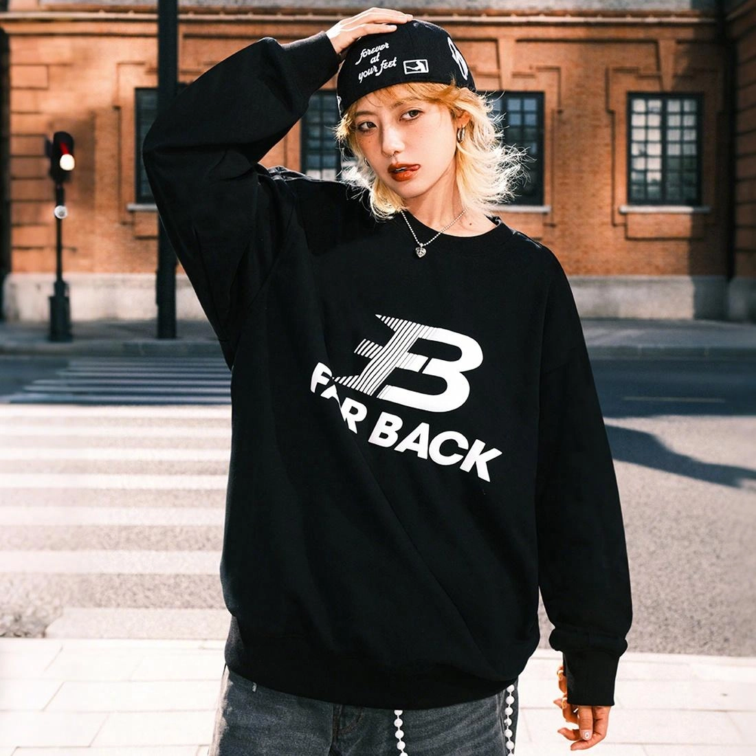 FAR BACK Logo