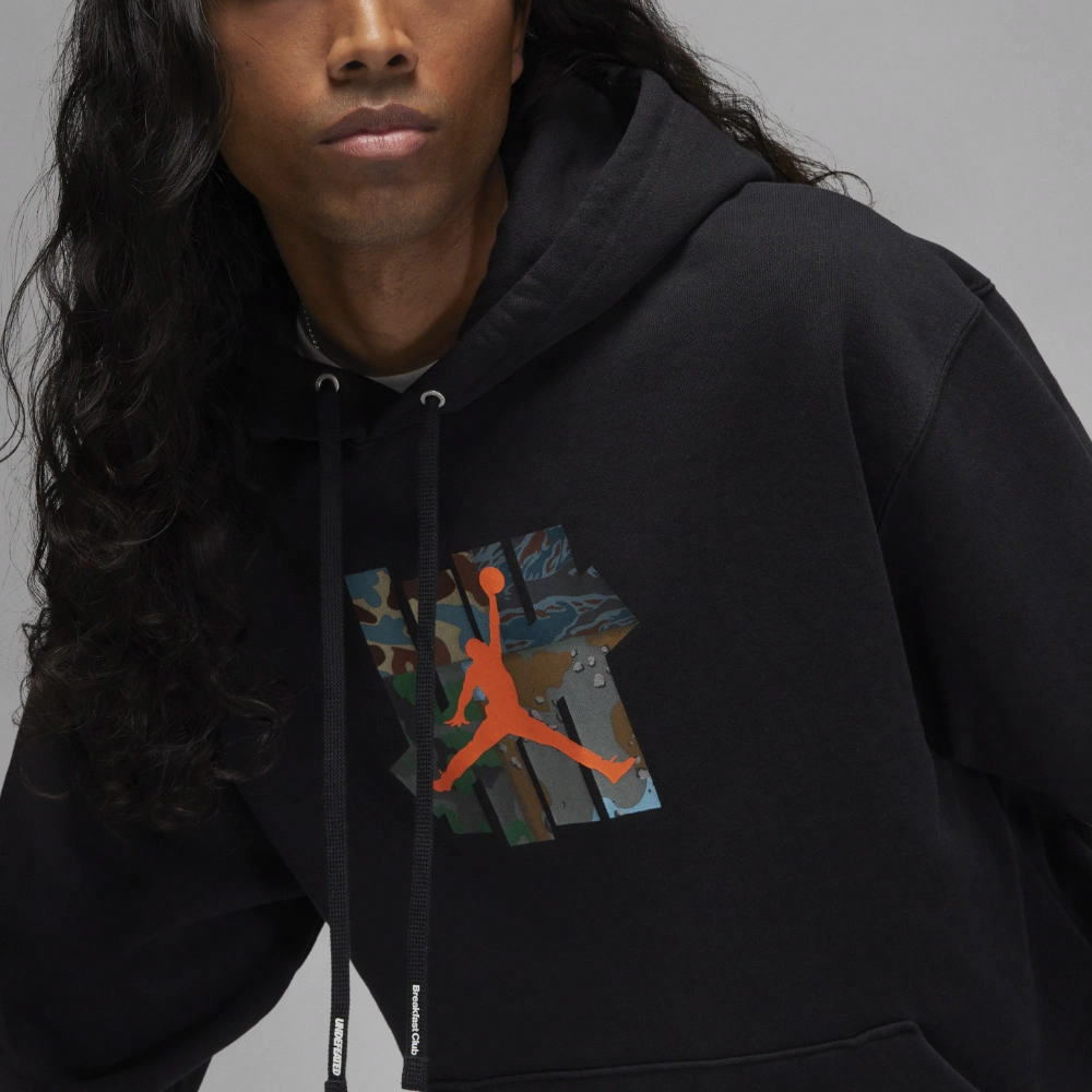 Jordan x BrandUNDEFEATED union Logo