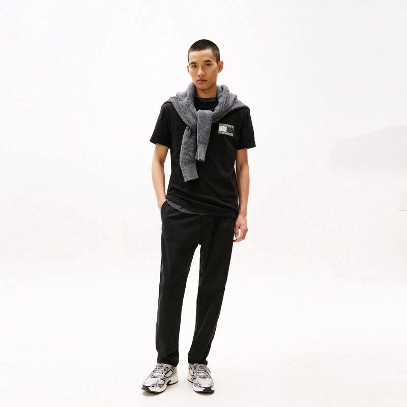 Tommy Hilfiger T