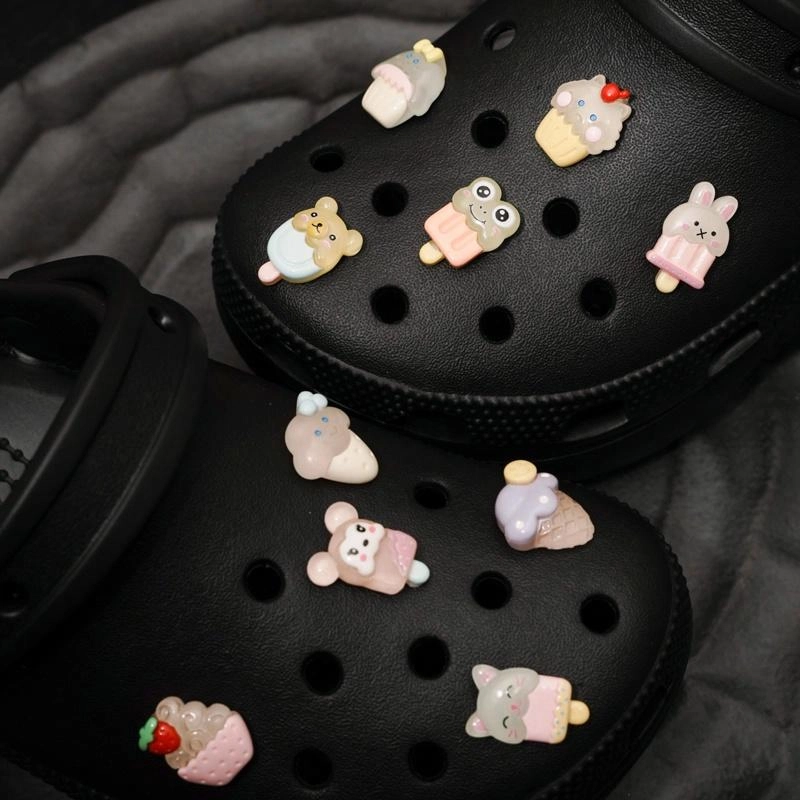10 crocs