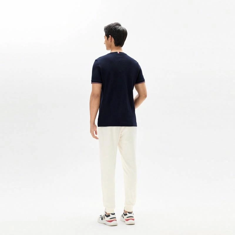 Tommy Hilfiger T