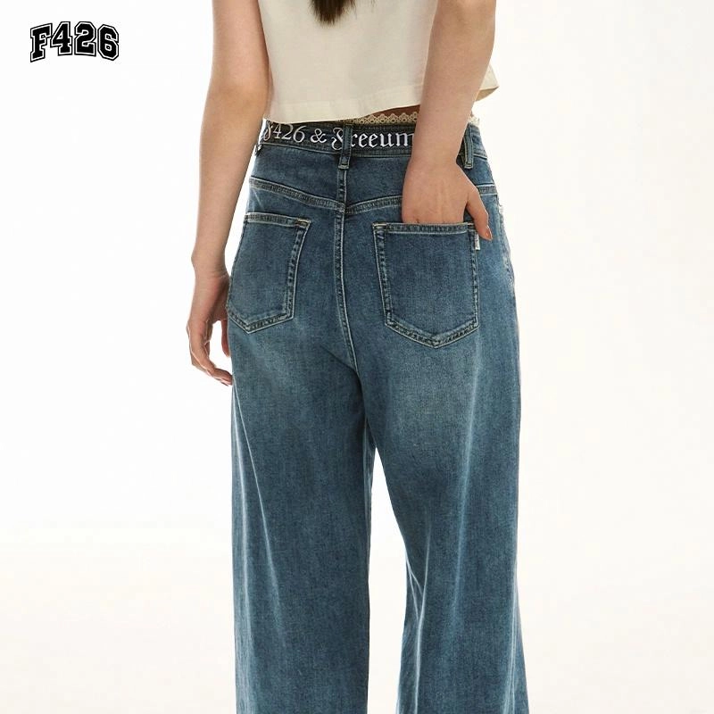 F426