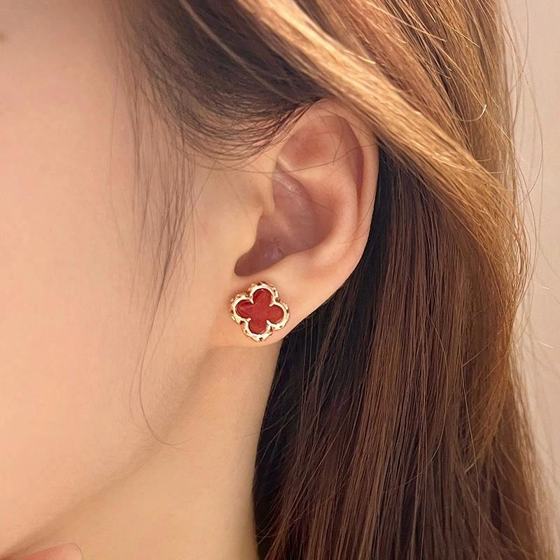 ins 18K