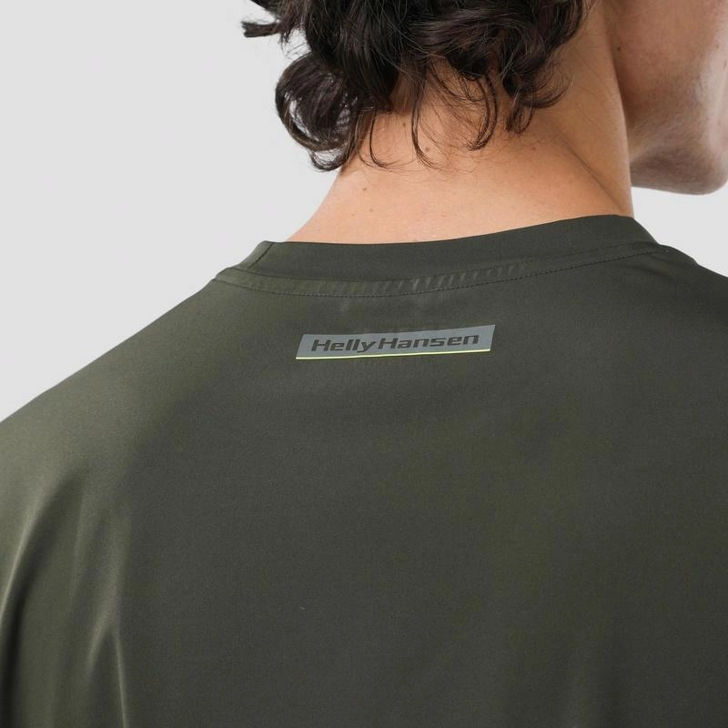 HELLY HANSEN T