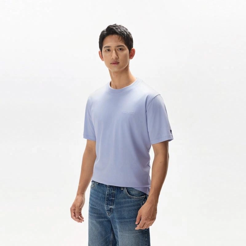 Tommy Hilfiger T