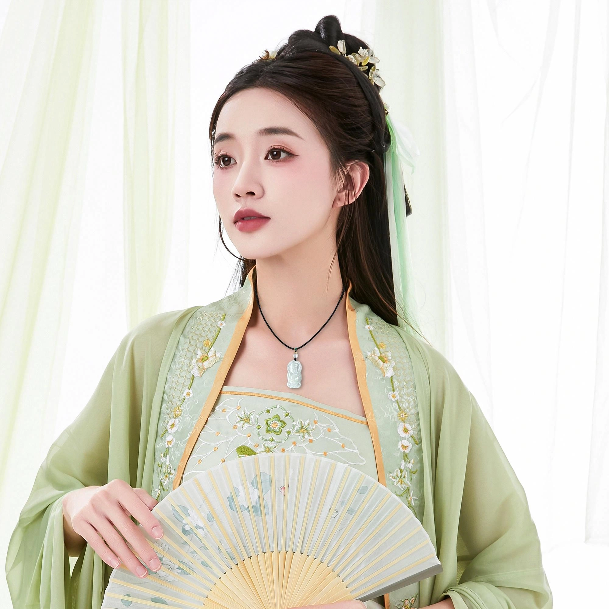 【高品质】 唐之饰 冰透财神爷吊坠 新中式国风招财纳福本命年财源广进八方来财轻奢小众高级#好运 岫玉（蛇纹石玉） 项链 男女同款情侣款