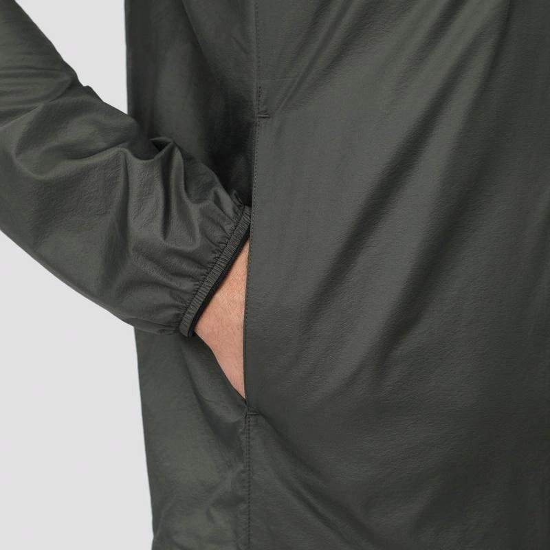 HELLY HANSEN