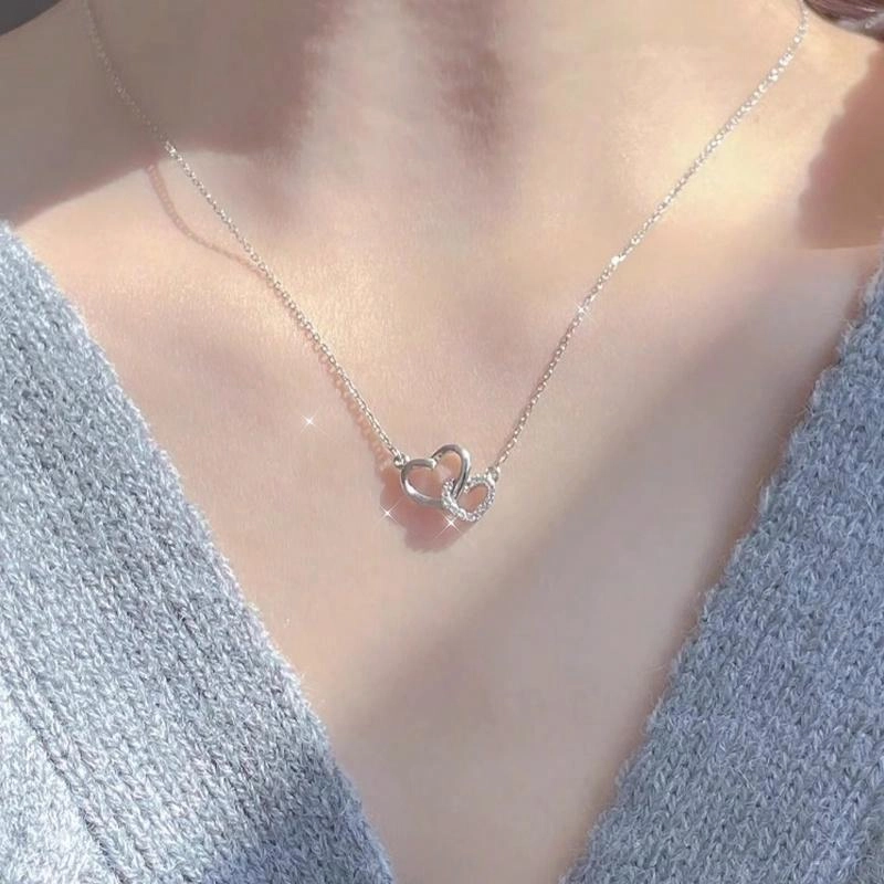 925