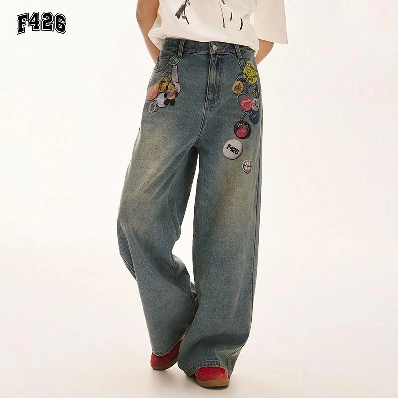 F426