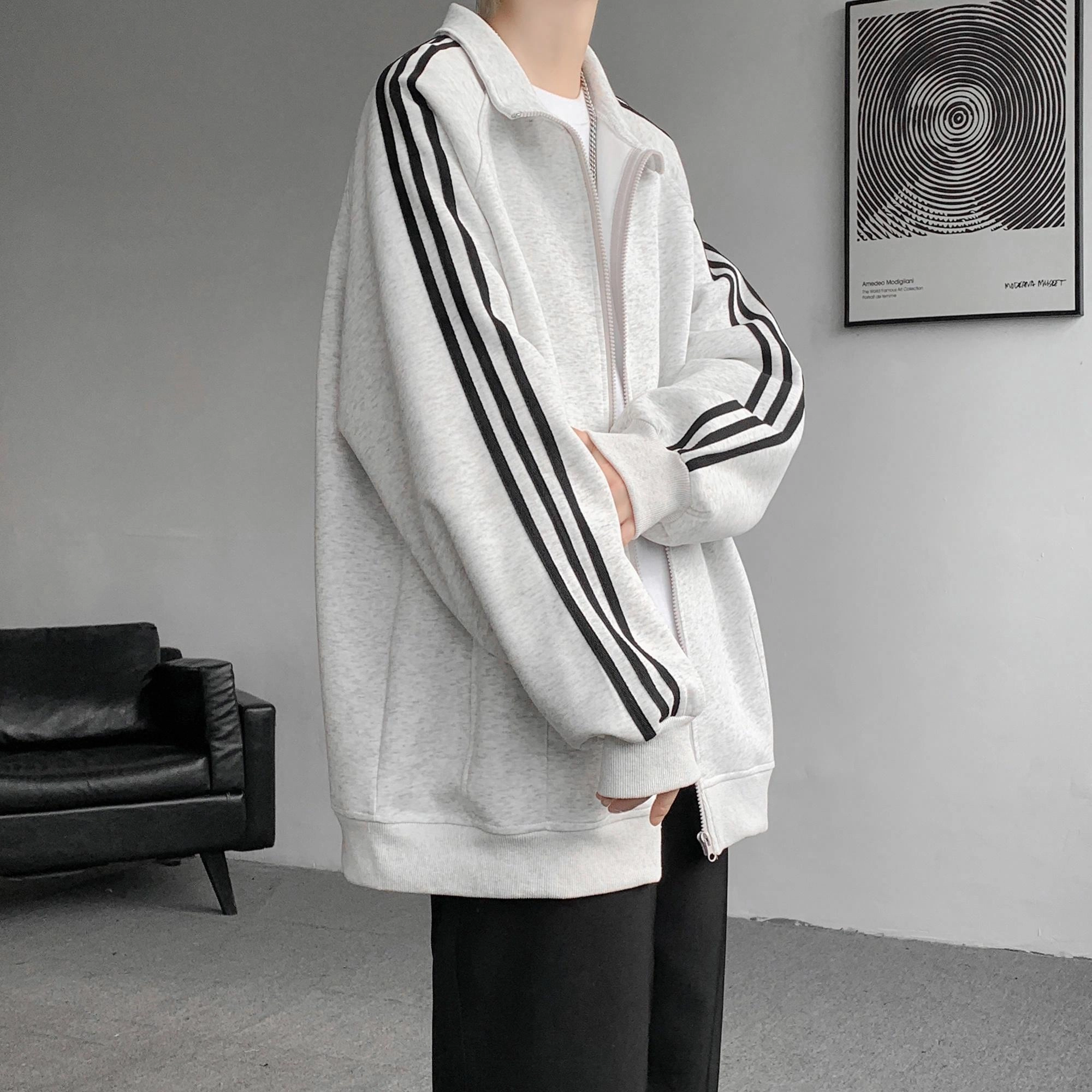 URBAN AUTHENTIC