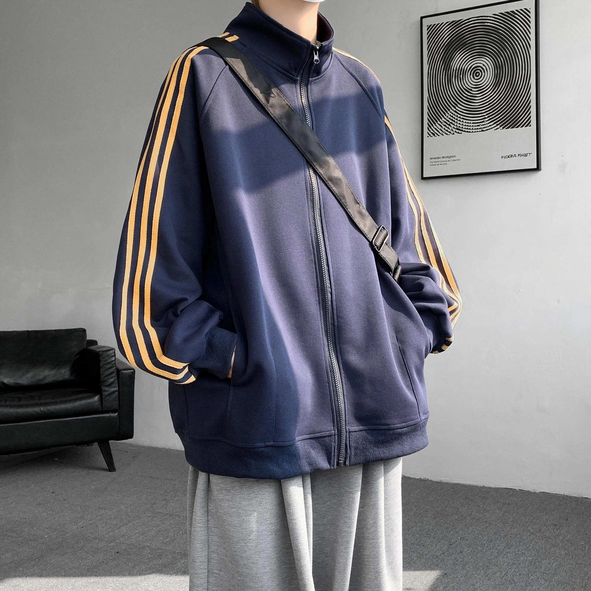 URBAN AUTHENTIC