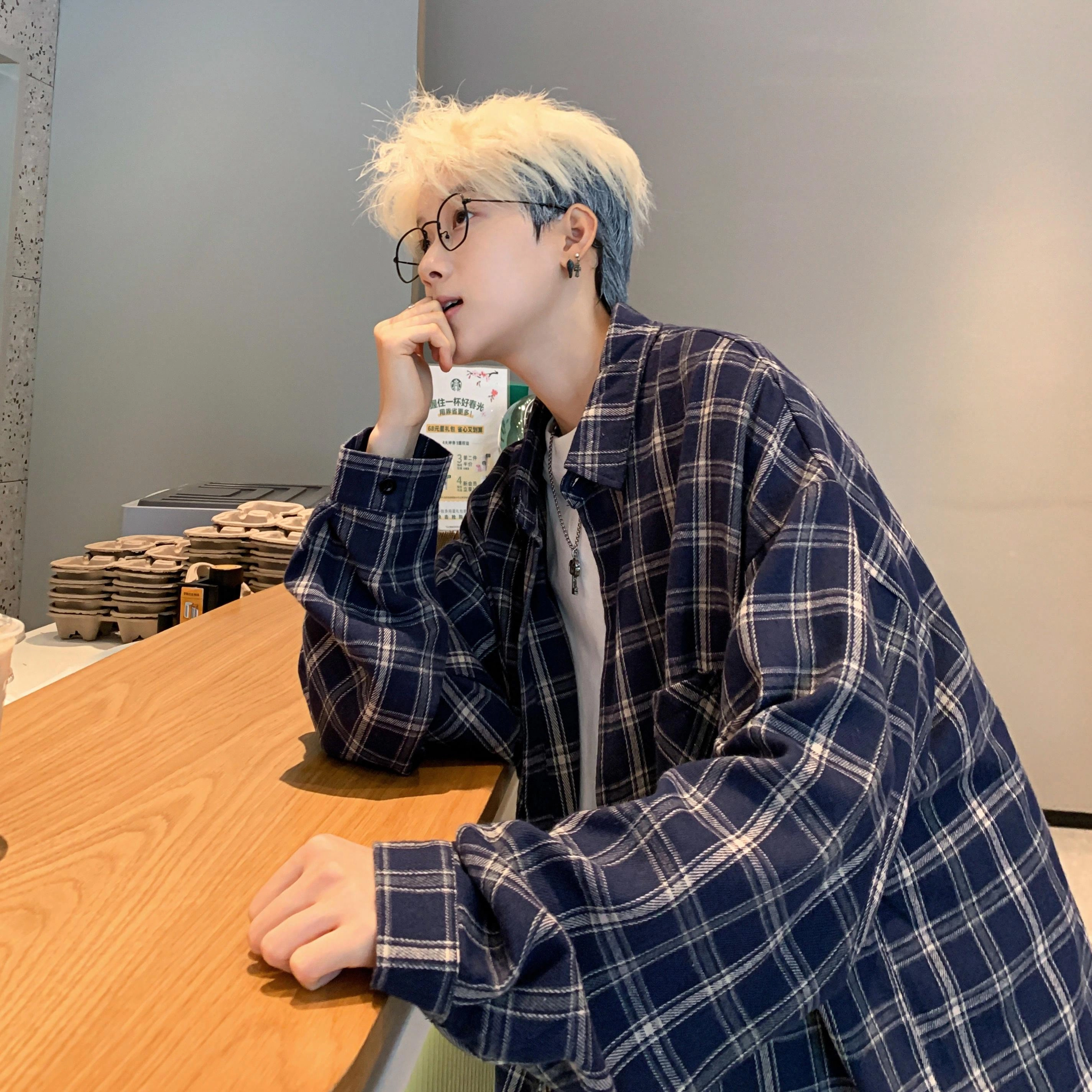 Fakeyoung