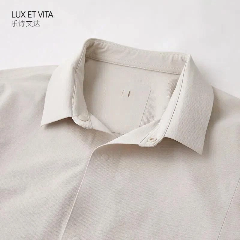 LUX ET VITA