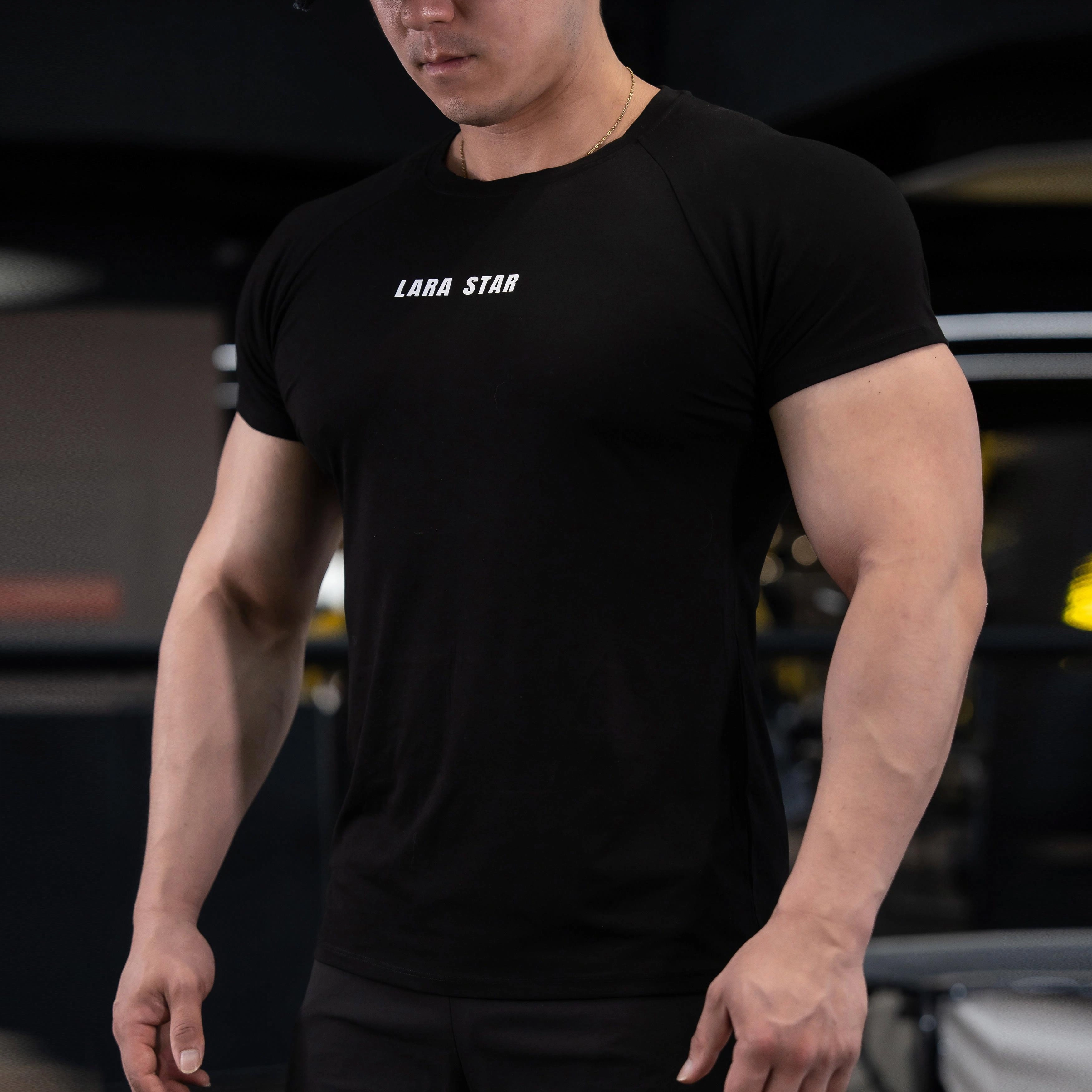 LARA STAR T