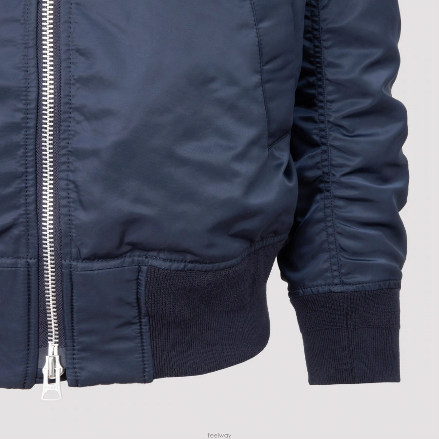 Sacai