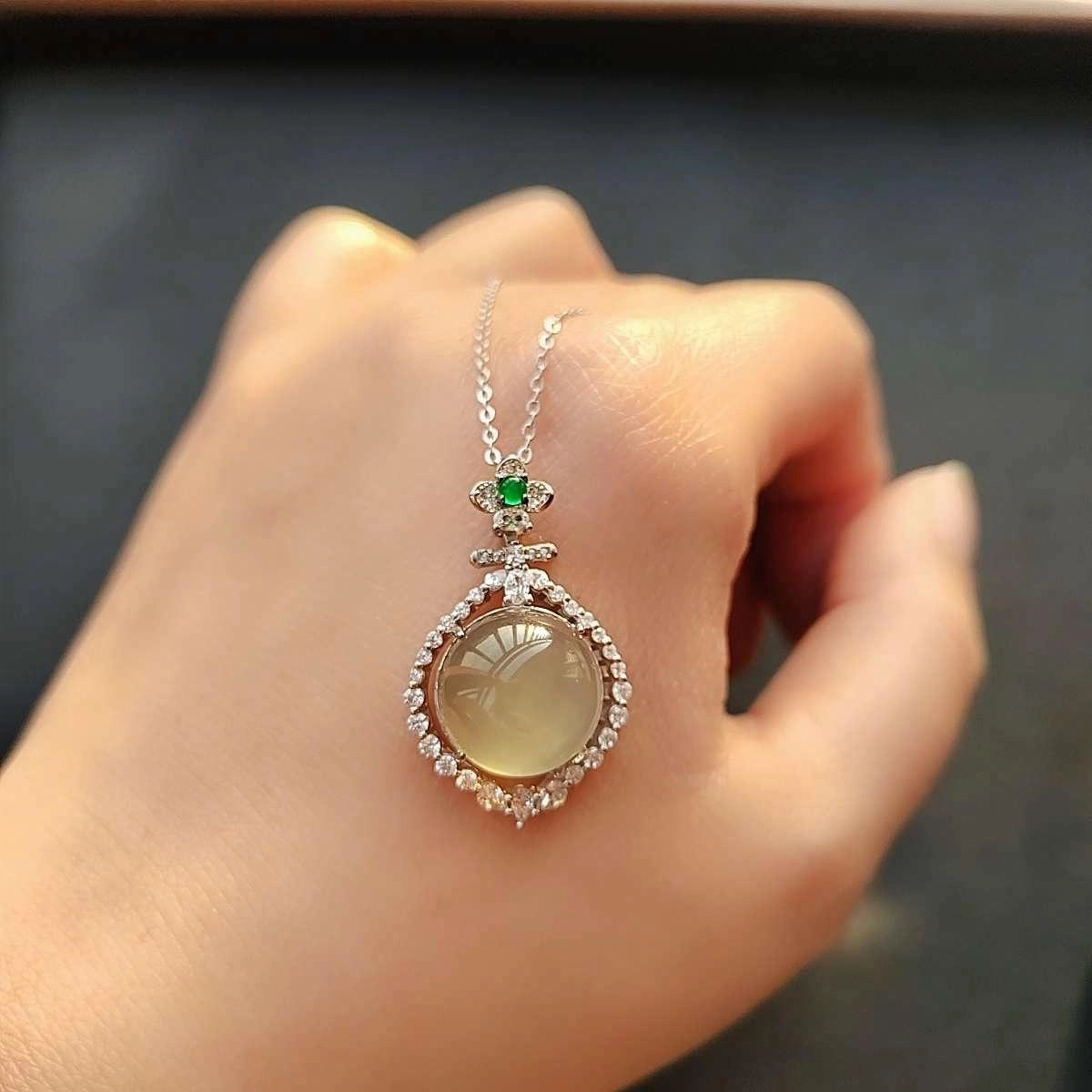 赐帛 精致简约时尚气质湖水绿＃好运圆圆满满 玉髓 项链 女款