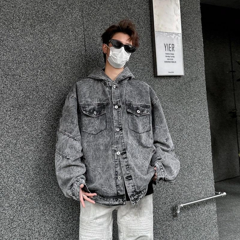 Fakeyoung