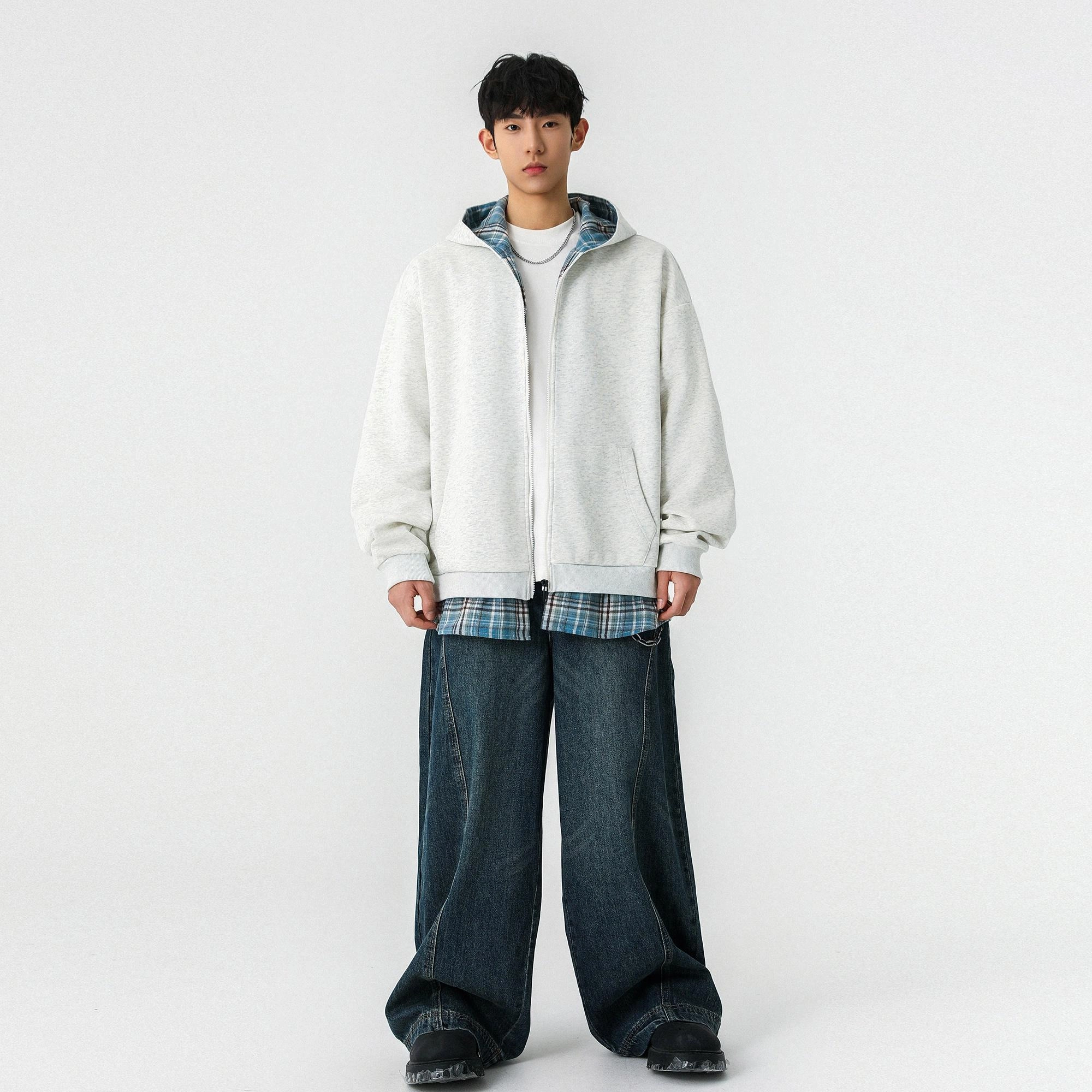 URBAN AUTHENTIC