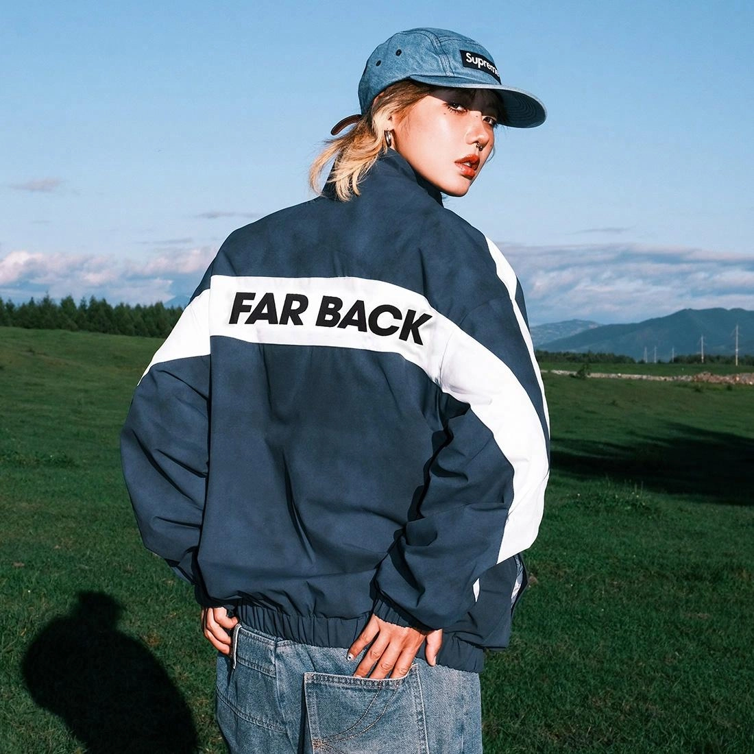 FAR BACK Logo