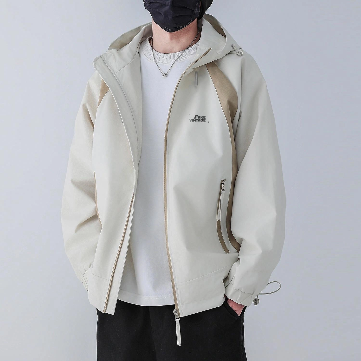 FAKE VINTAGE