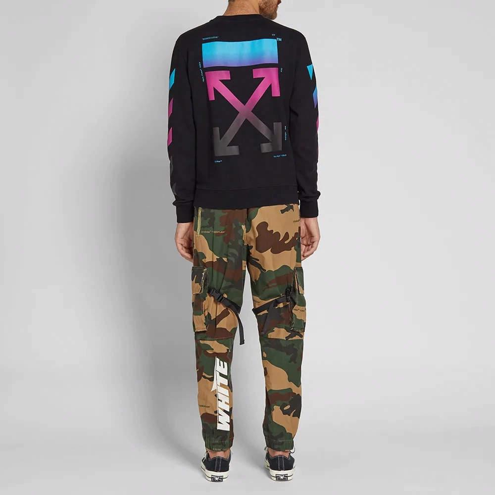 OFF-WHITE
