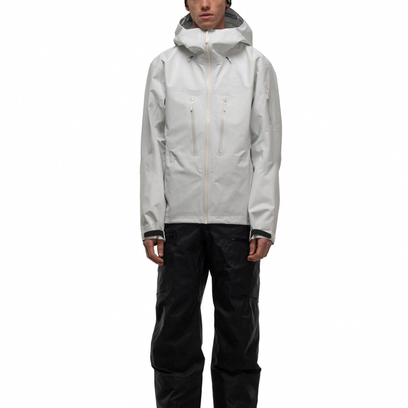 Arcteryx Alpha Sv 7 GORE-TEX Pro Logo