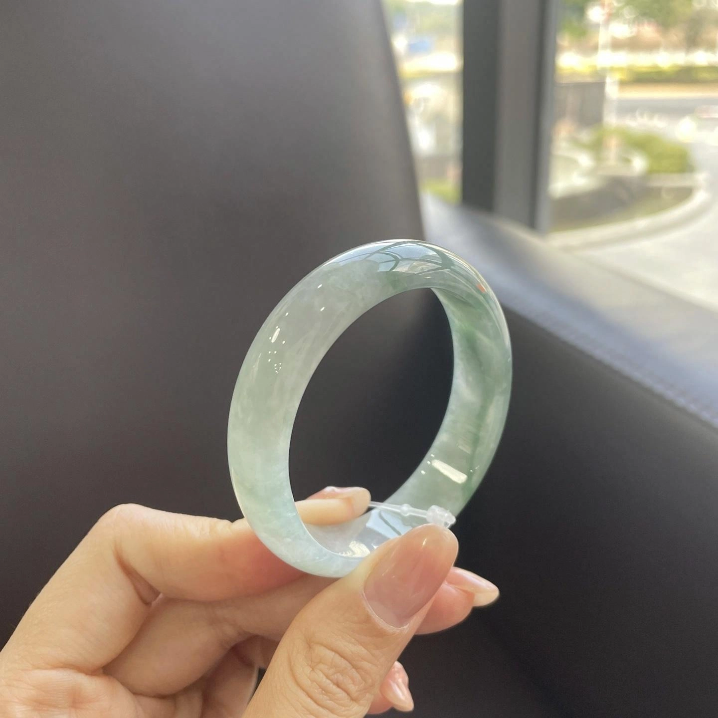翠亨祥 糯绿飘花 优雅大气 糯种 翡翠手镯 女款