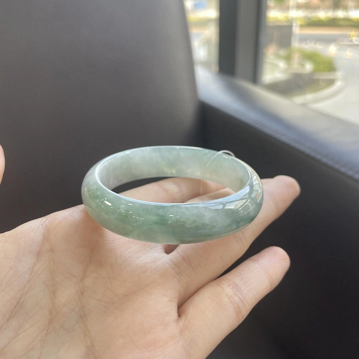 翠亨祥 糯绿飘花 优雅大气 糯种 翡翠手镯 女款