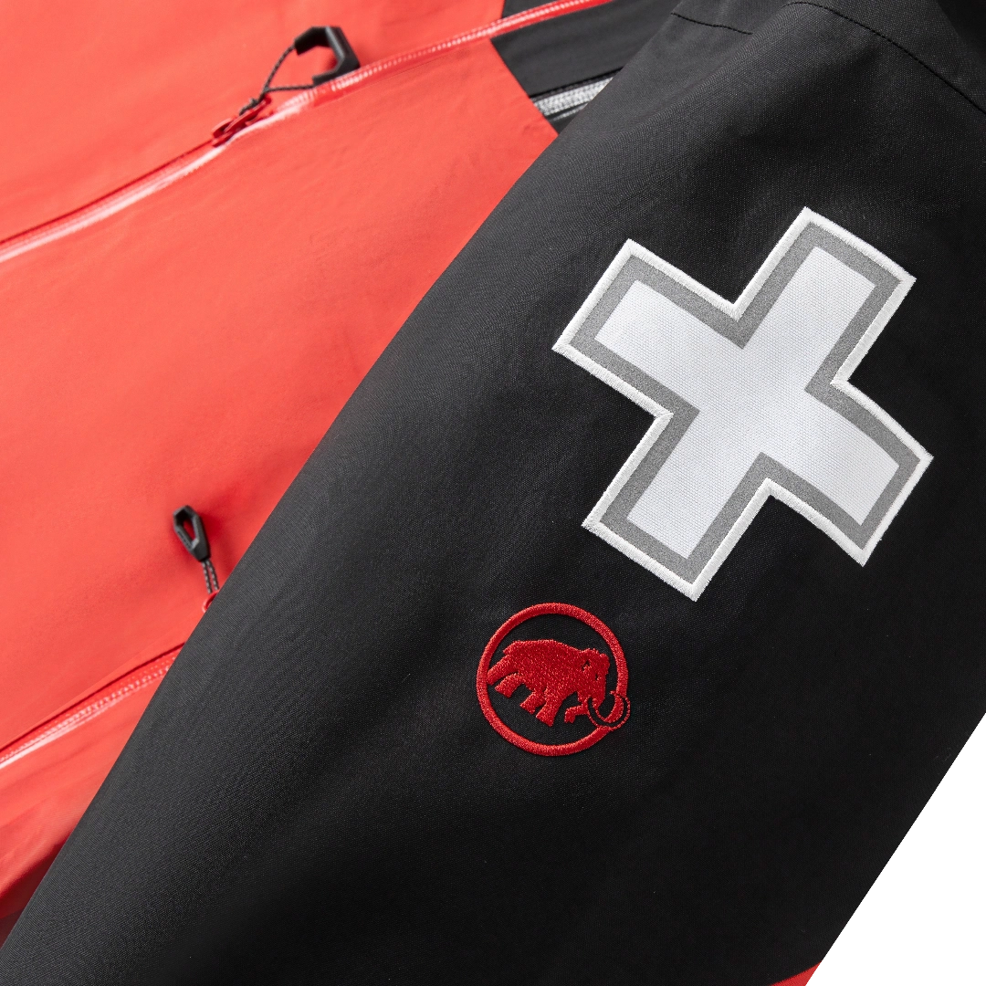 MAMMUT logo