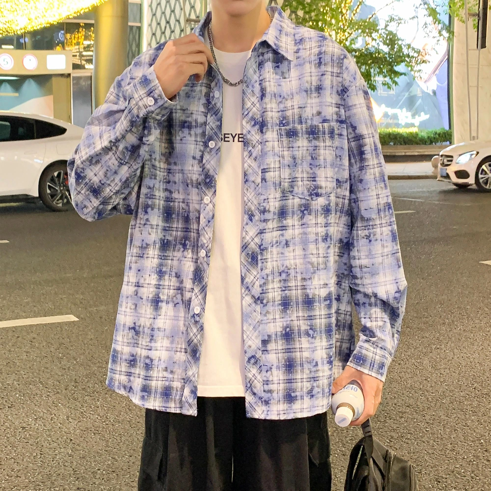 Fakeyoung