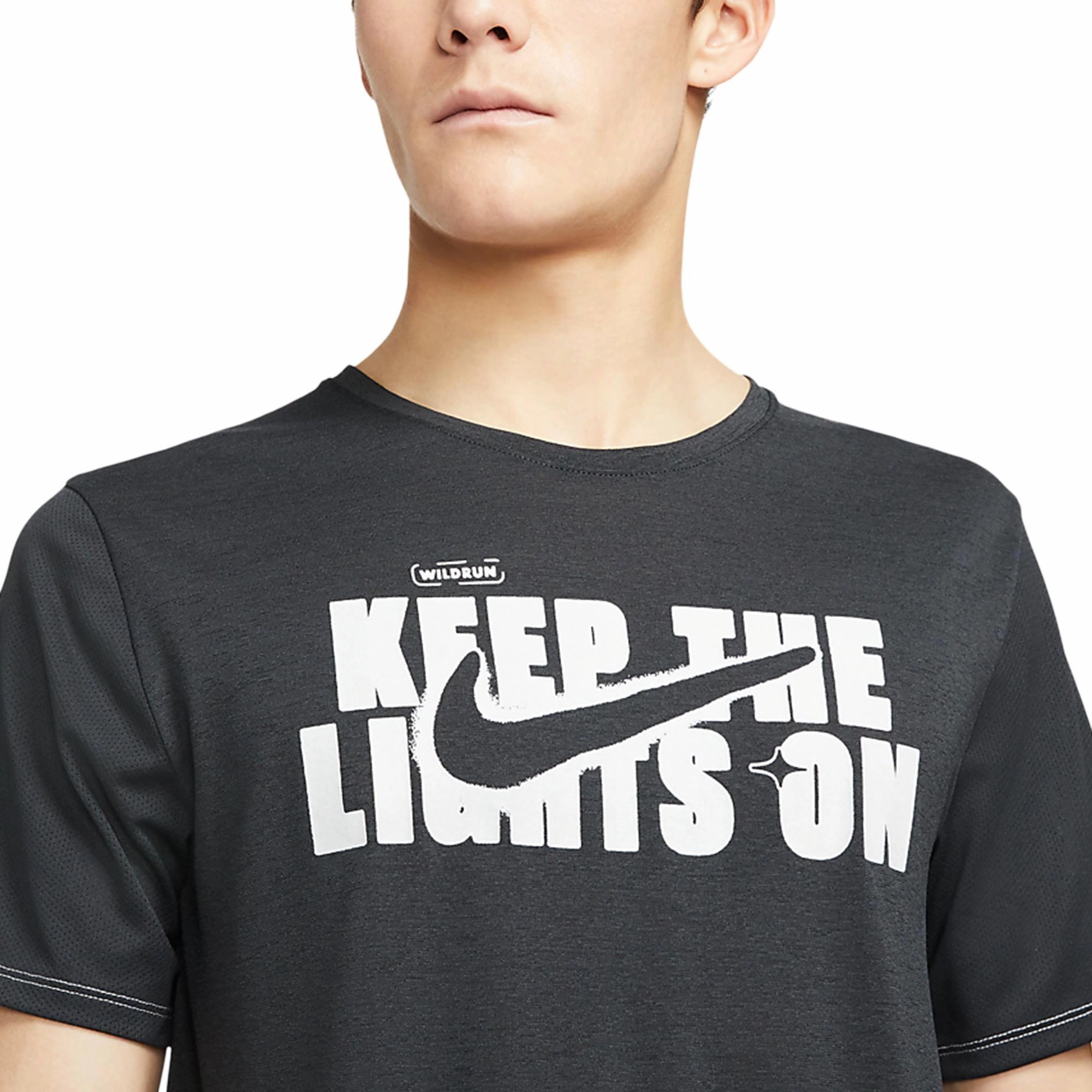 Nike Dri-FIT Miler Wild Run T