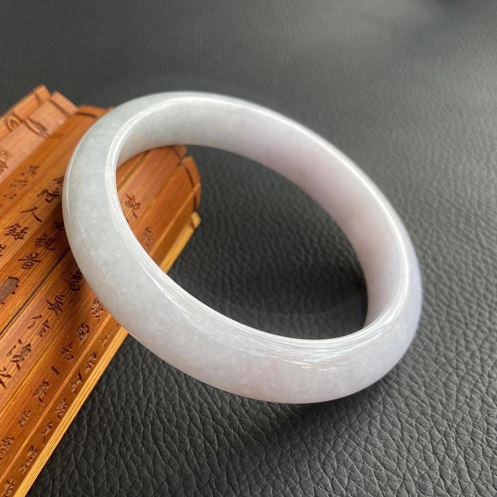 56.8mm52.50g