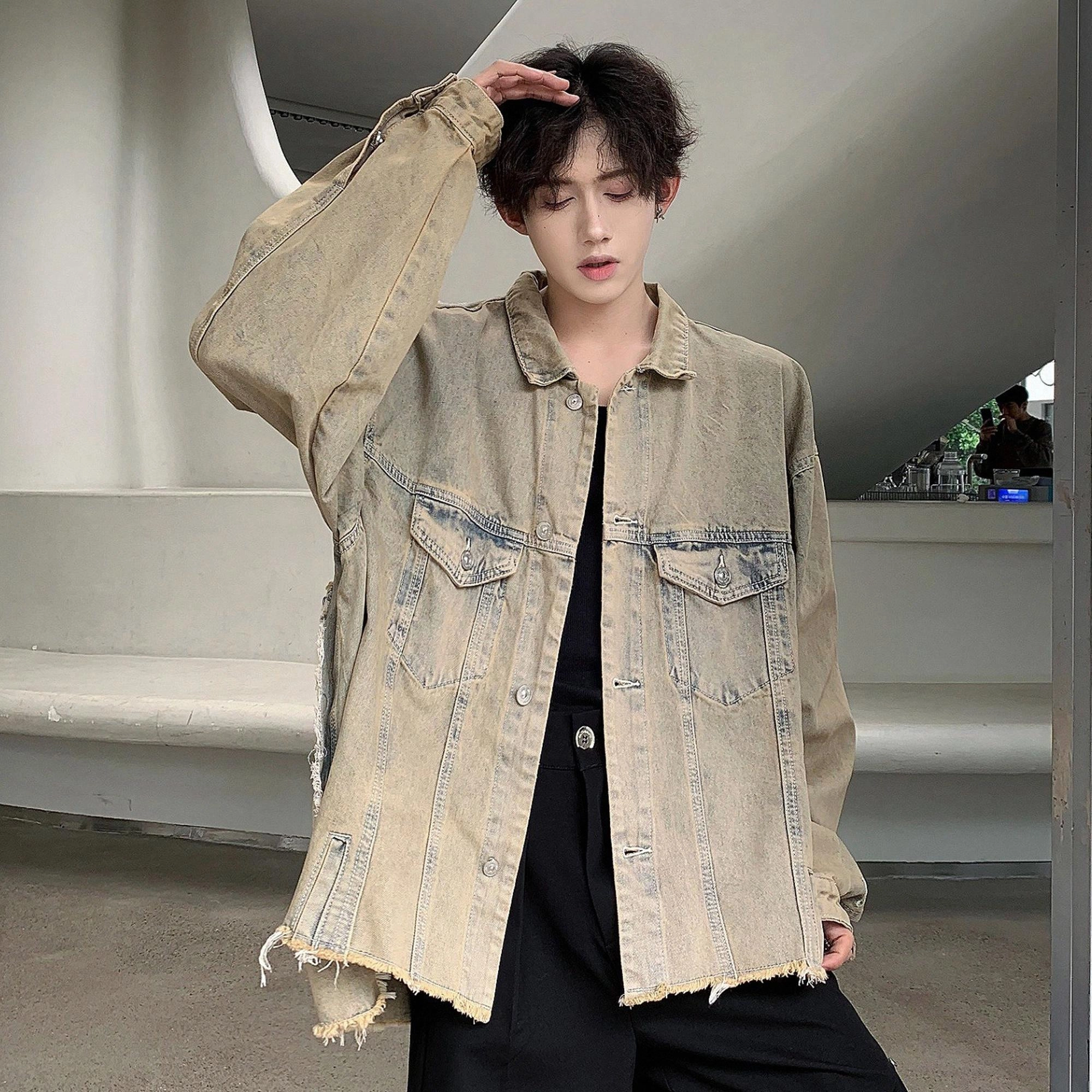 Fakeyoung