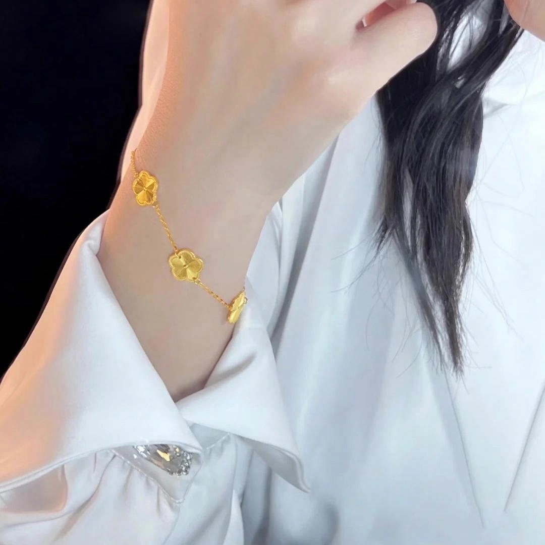 ins 18K