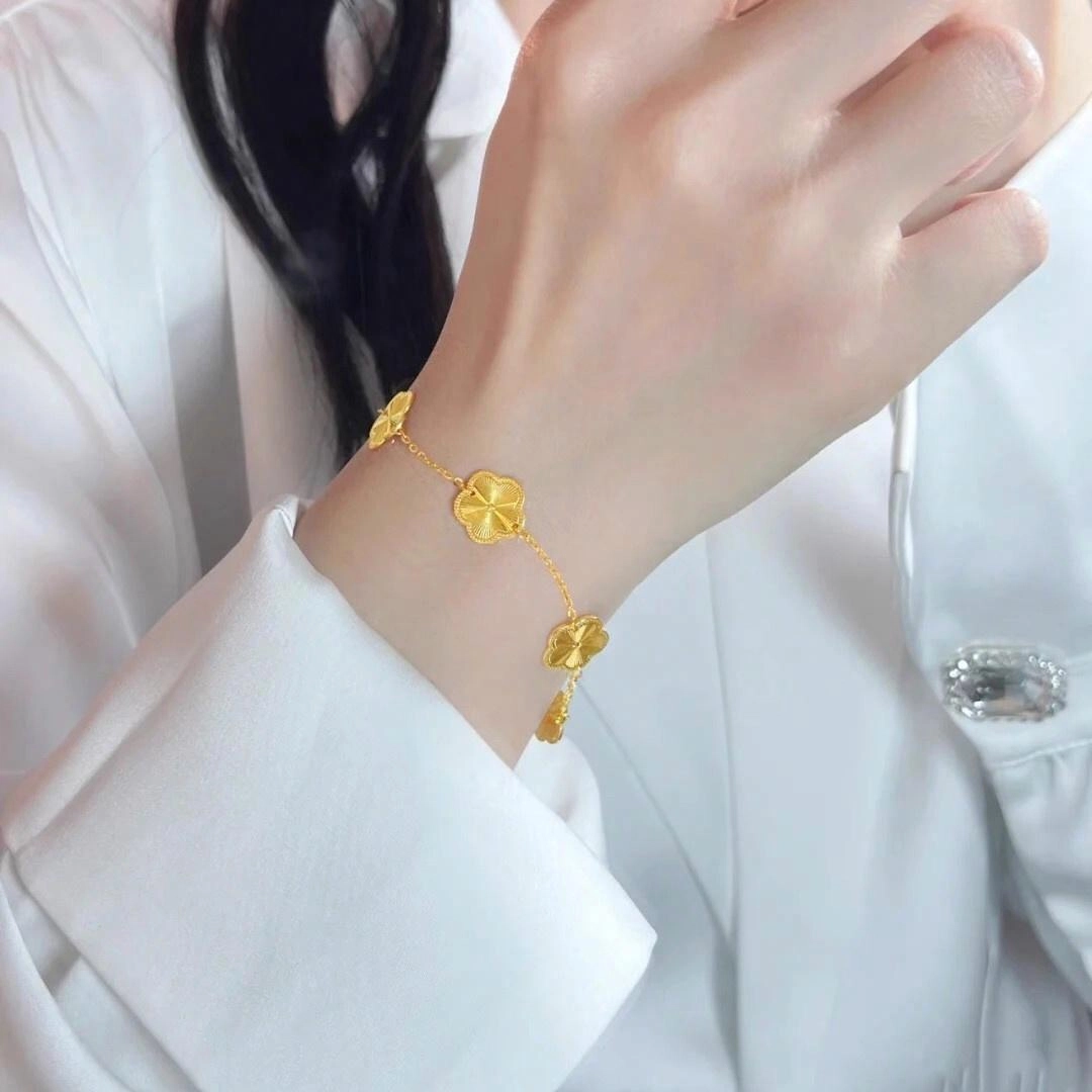 ins 18K
