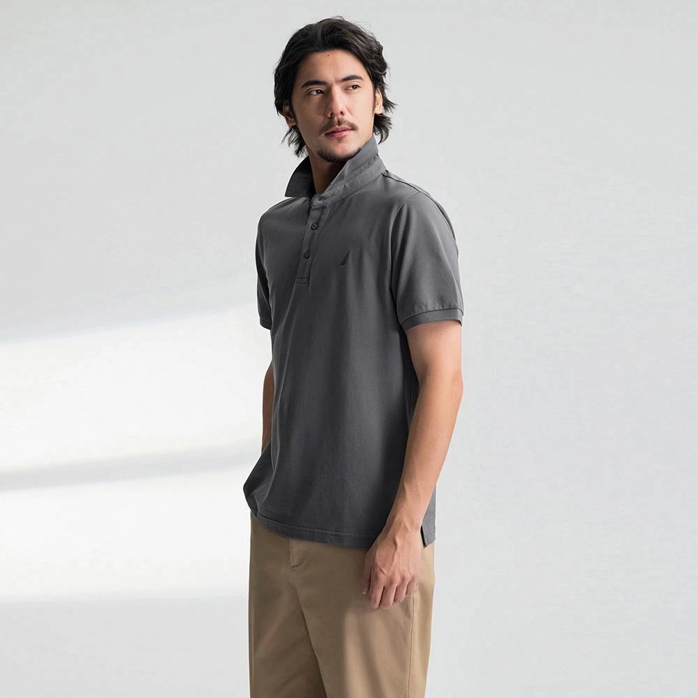 NAUTICA T