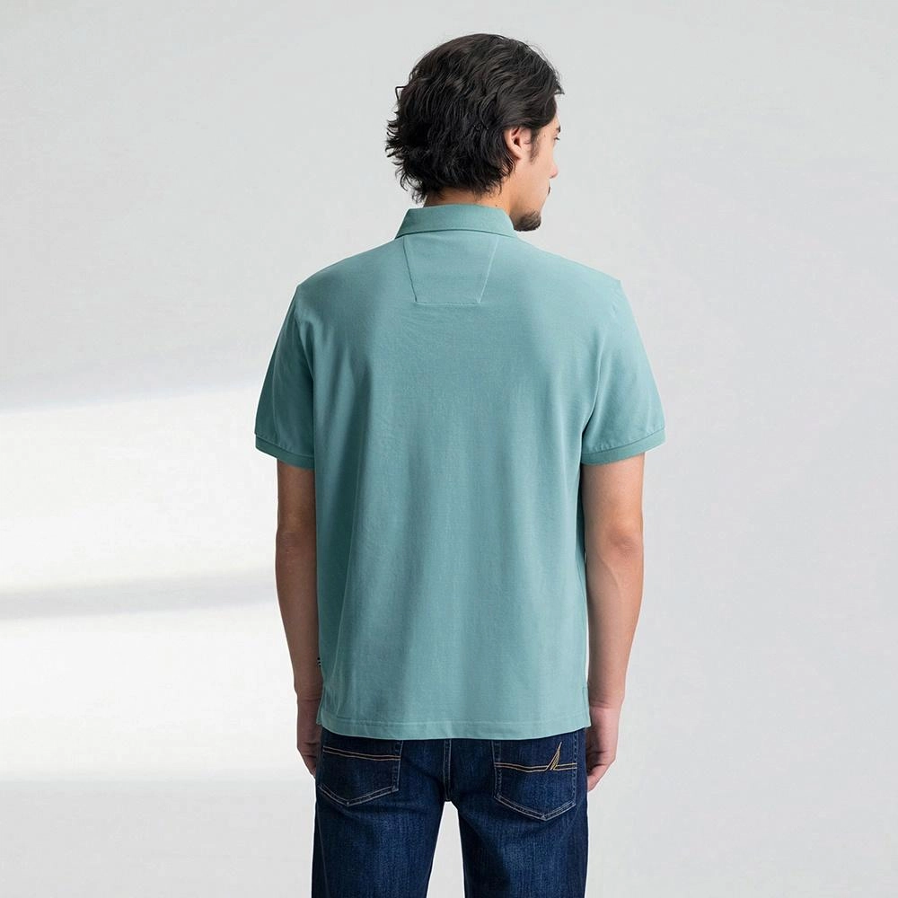 NAUTICA T