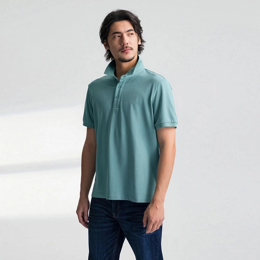 NAUTICA T