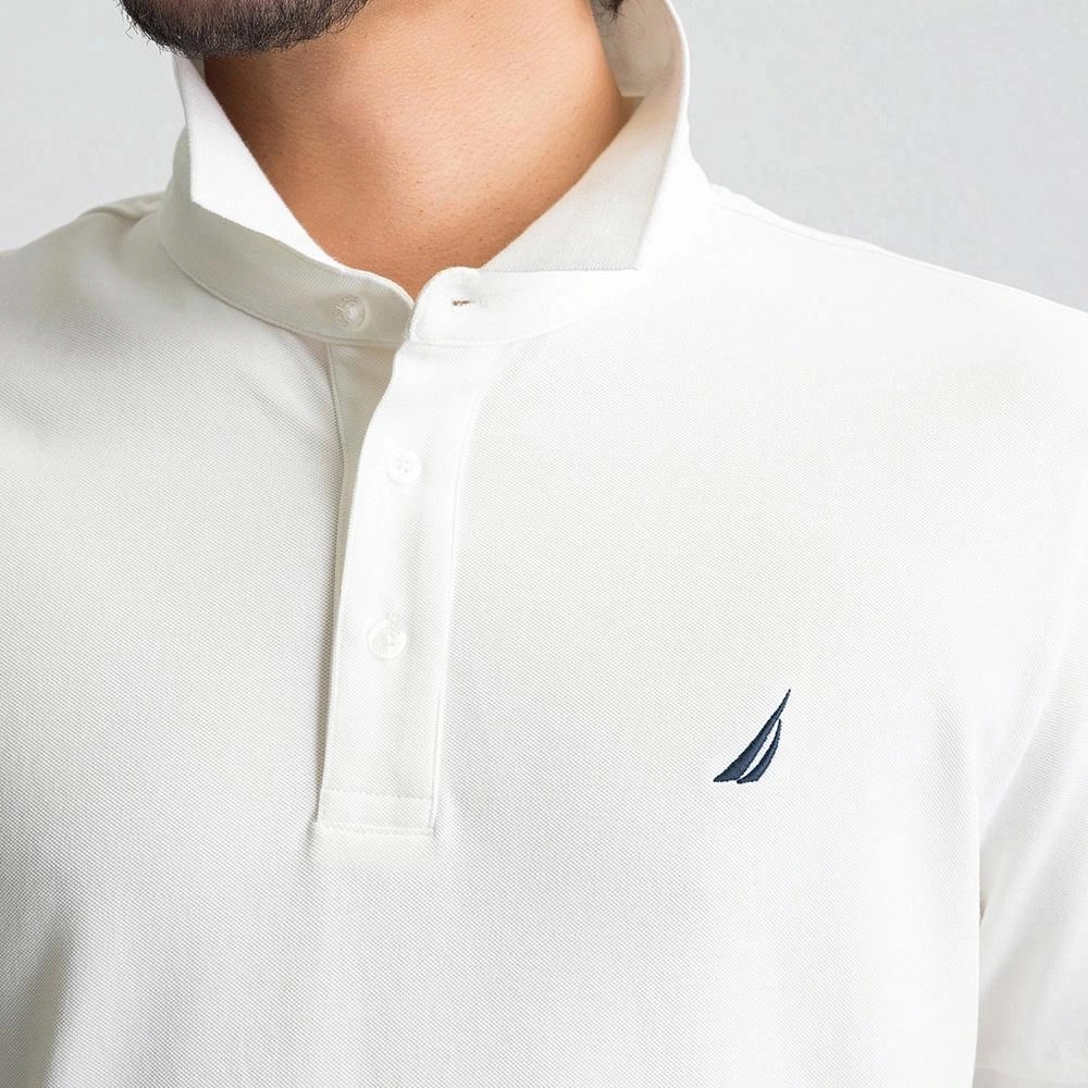 NAUTICA T