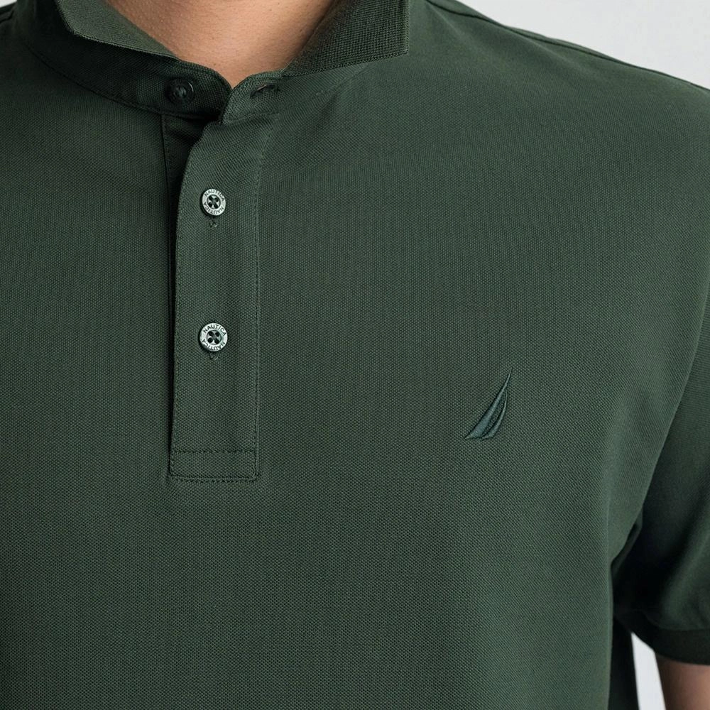 NAUTICA T