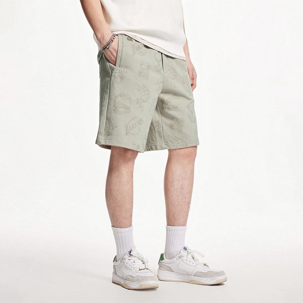 JACK JONES