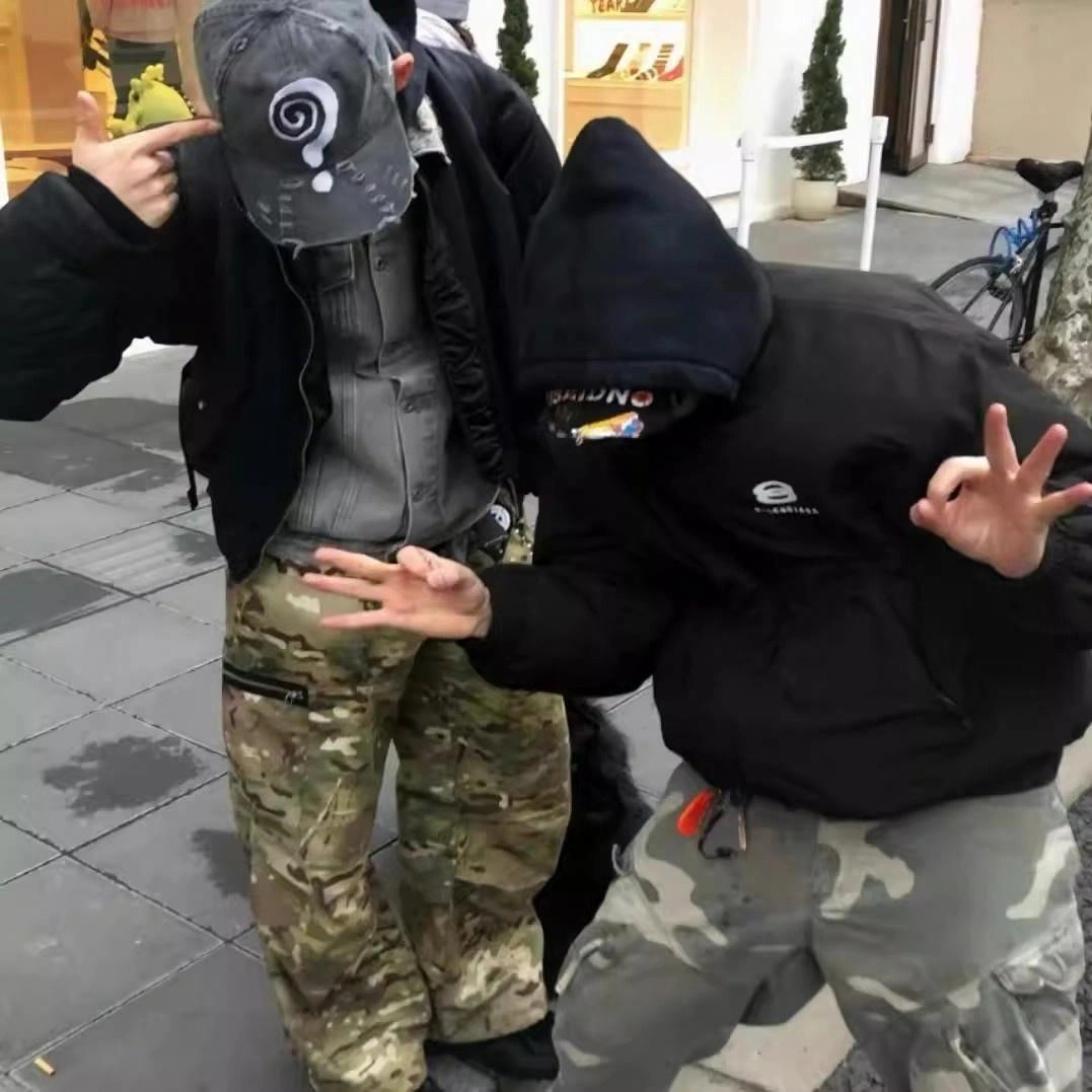 钓鱼熊 复古美式水洗做旧刺绣问号春秋破坏时髦辣妹 棉 鸭舌帽 男女同款情侣款